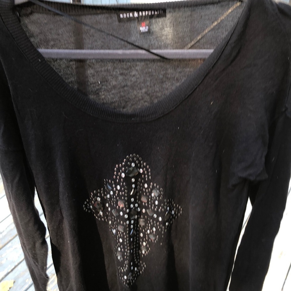 Rock & Republic size Medium black long sleeve knit top ,bling cross design